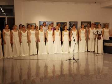 Хор Педагошког факултета img_20151211_190949.jpg