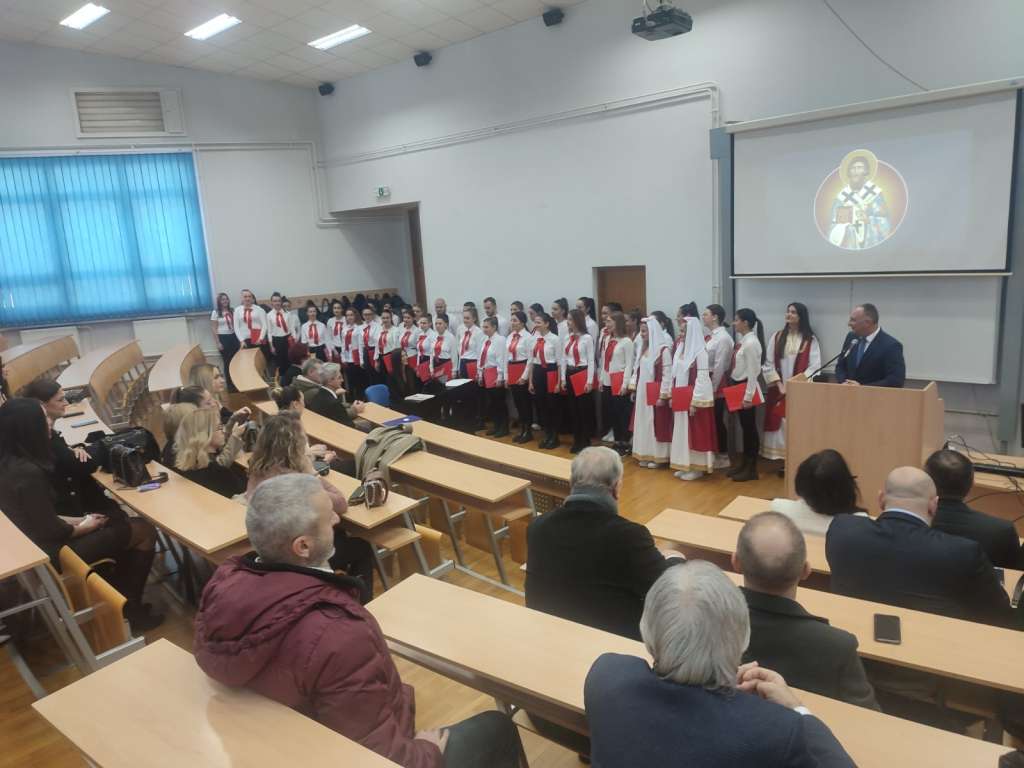 Сваке године се изнова подсјећамо и трудимо ићи путем који је Свети Сава вјековима утврдио