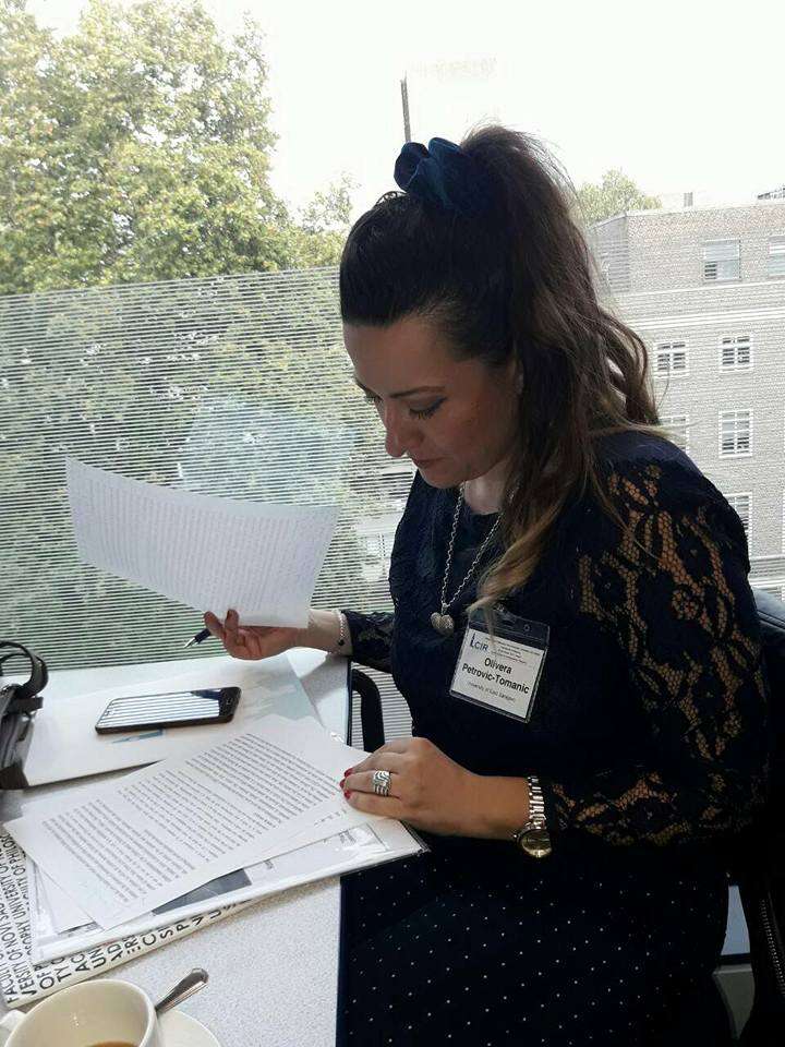 Naša profesorica u Londonu