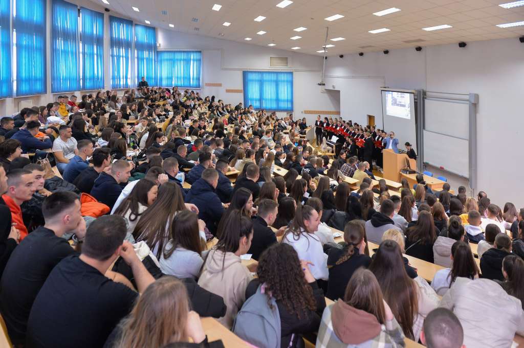 Poziv studentima I, II i III ciklusa studija