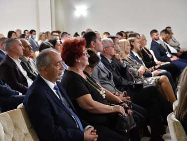 Проф. др Десанка Тракиловић добитник признања Плакета Универзитета 
