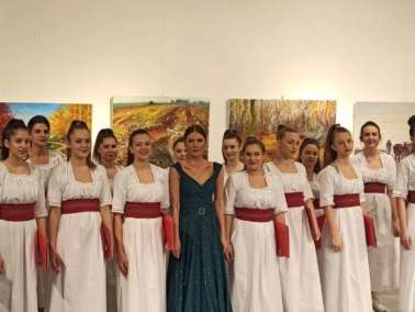 Хор Педагошког факултета на отварању изложбе