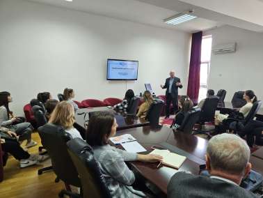 Дaнас смо угостили професоре са Високе школе,,Етвес Јозеф” из Баје 