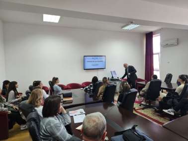 Дaнас смо угостили професоре са Високе школе,,Етвес Јозеф” из Баје 