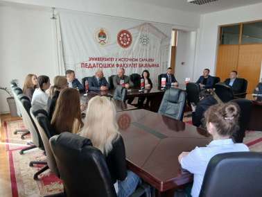 СТУДЕНТИ ИЗ НОВОСИБИРСКА НА СТРУЧНОЈ ПРАКСИ У БИЈЕЉИНСКИМ  ШКОЛАМА