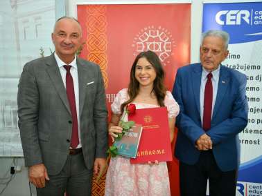 Педагошки факултет испратио још једну генерацију успјешних дипломаца